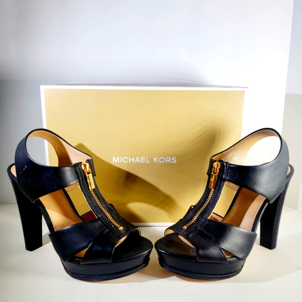Michael Kors Women's Platform 6M